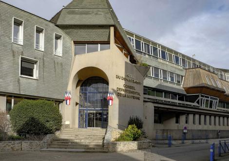 Le Département de la Mayenne adopte une prime « pouvoir d’achat » de 200€ bruts pour ses agents