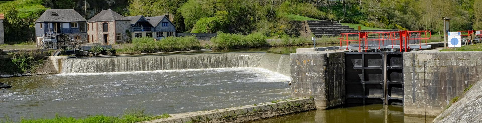 Rivière La Mayenne - avis à la batellerie