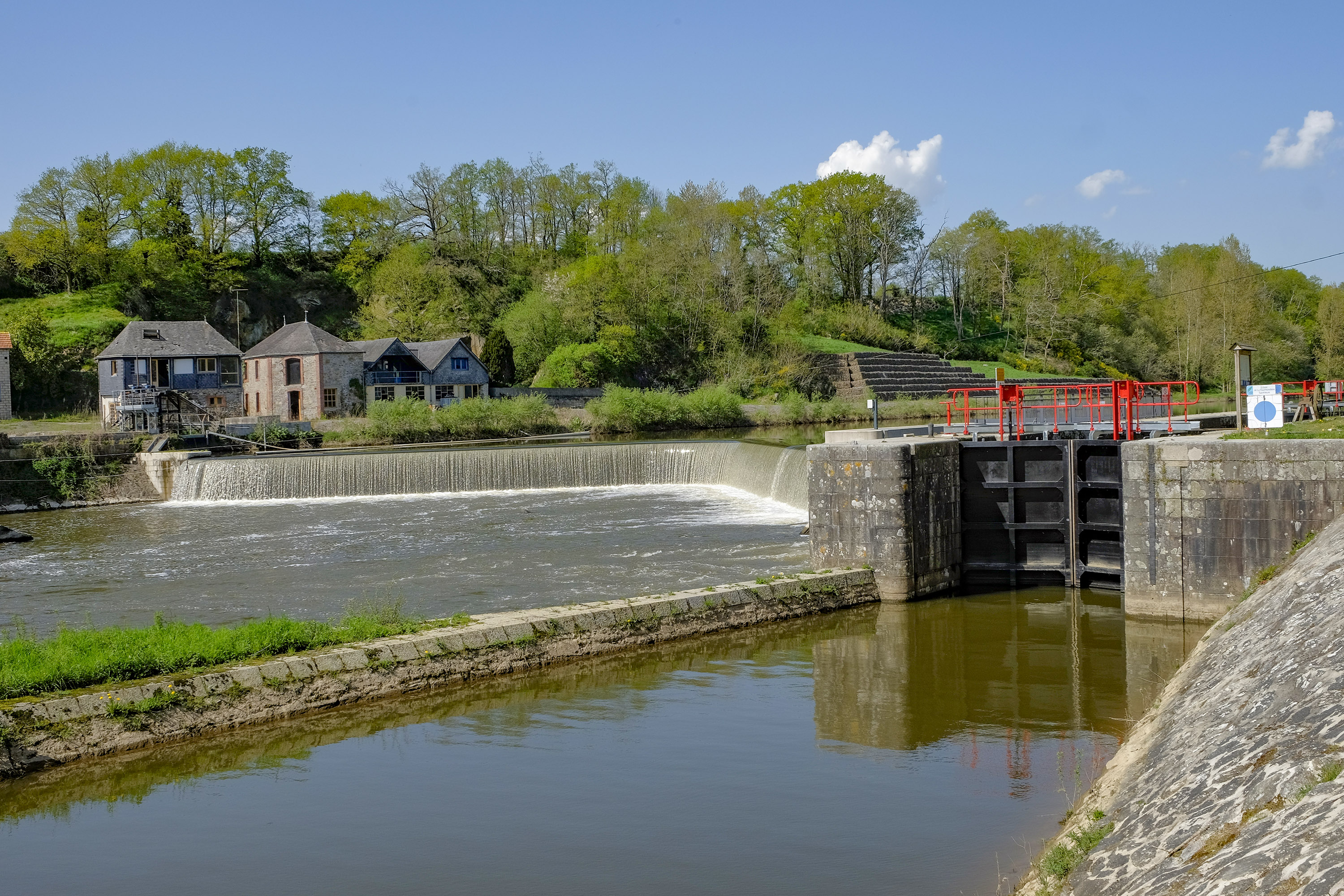 Carte Touristique De La Rivi Re La Mayenne Bateau Sur L Eau   13 La Fourmonfiere Superieure 20180420 002 